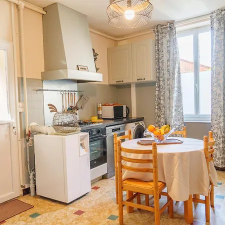 Maison De Famille Chaleureuse Дом отдыха *
